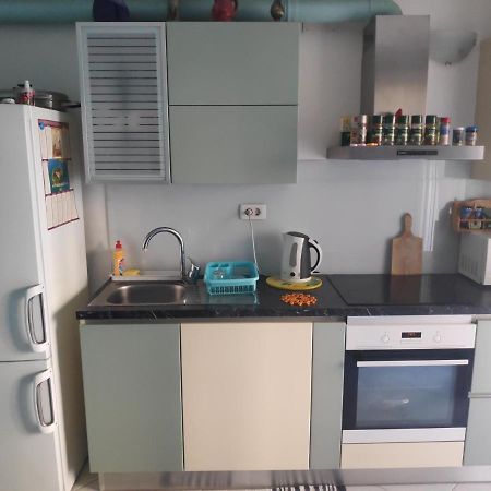 Spacious Apartment With Big Garden Near Beach สปลิท ภายนอก รูปภาพ