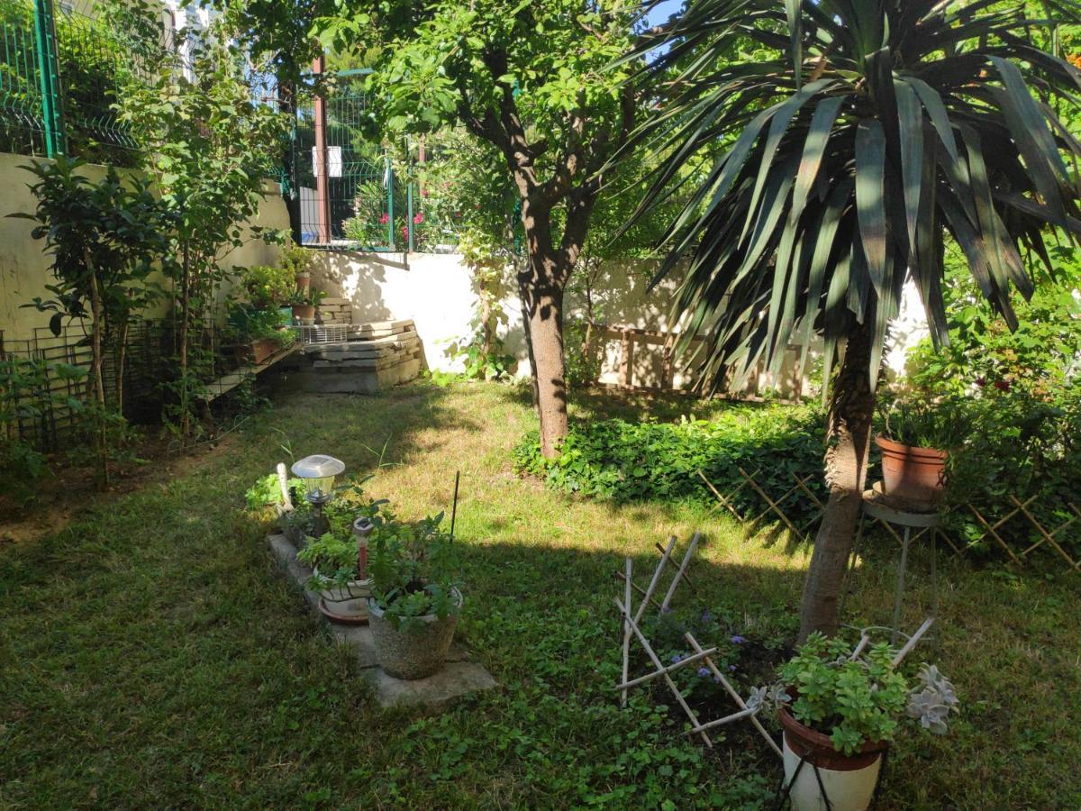 Spacious Apartment With Big Garden Near Beach สปลิท ภายนอก รูปภาพ